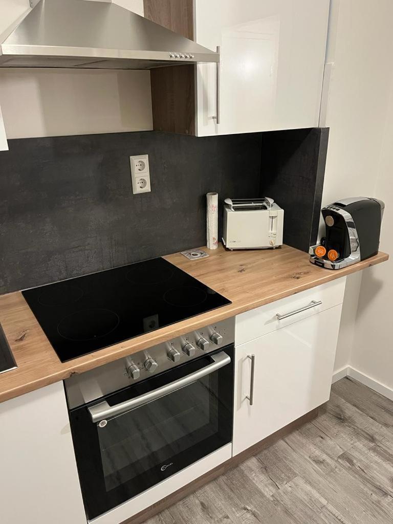 Schoene Ferienwohnung/Pendlerwohnung Uelzen Luaran gambar